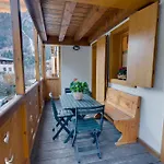 Appartement Borgo Nuovo Deluxe - Netflix, Plus, A 2 Minuti Dalle Piste Con Garage Box E Parcheggio Privato Incluso Forni di Sopra
