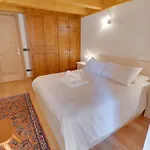 Borgo Nuovo Deluxe - Netflix, Plus, A 2 Minuti Dalle Piste Con Garage Box E Parcheggio Privato Incluso *