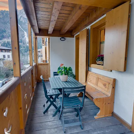 公寓 Borgo Nuovo Deluxe - Netflix, Plus, A 2 Minuti Dalle Piste Con Garage Box 上福尔尼