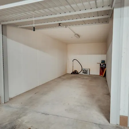 Borgo Nuovo Deluxe Con Garage Box