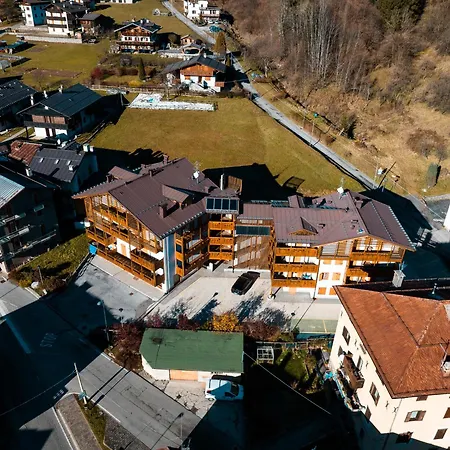 Borgo Nuovo Deluxe Con 2 Parcheggi Apartman Forni di Sopra
