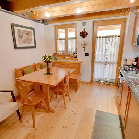 Appartement Borgo Nuovo Deluxe - Netflix, Plus, A 2 Minuti Dalle Piste Con Garage Box