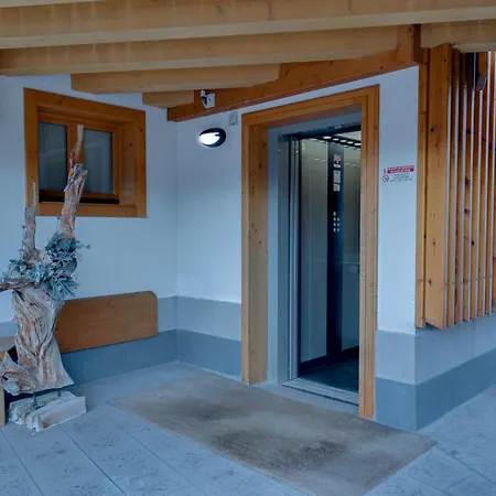 Borgo Nuovo Deluxe - Netflix, Plus, A 2 Minuti Dalle Piste Con Garage Box * 上福尔尼